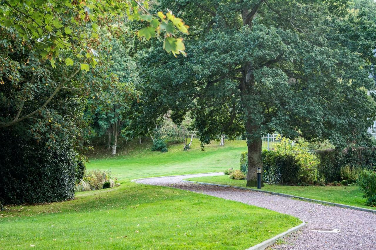 Les Charmes Du Bosquet Parc D'Amour Et Nature Parking Prive Securise エトルタ エクステリア 写真